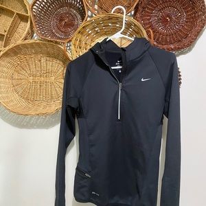 Nike women’s hooded fleece athletic pullover